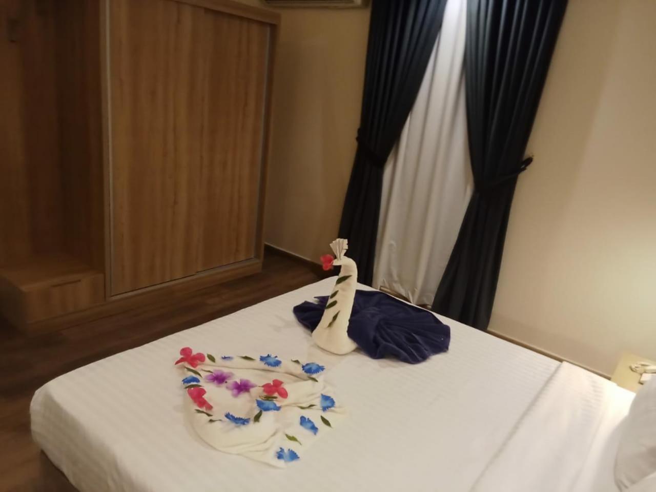 Towlan Khurais Riaad Buitenkant foto